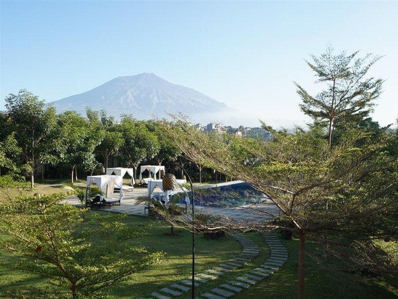 Shanaya Resort Malang Ngoại thất bức ảnh