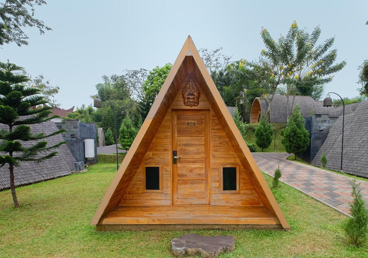 Shanaya Resort Malang Ngoại thất bức ảnh