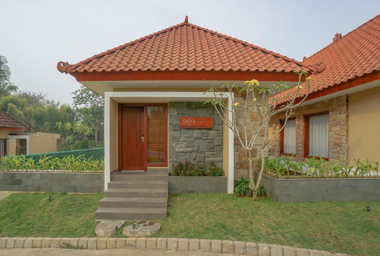 Shanaya Resort Malang Ngoại thất bức ảnh