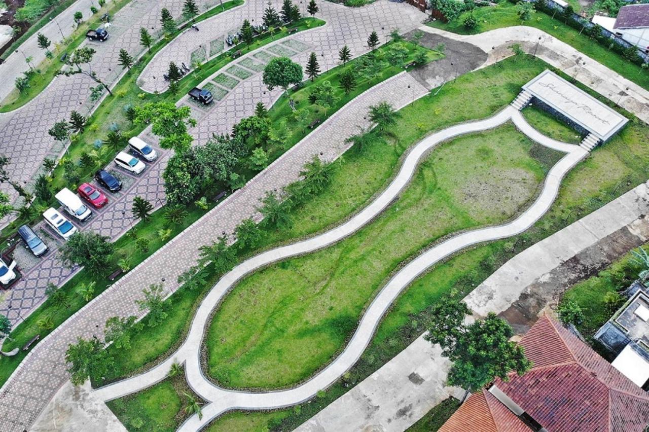 Shanaya Resort Malang Ngoại thất bức ảnh